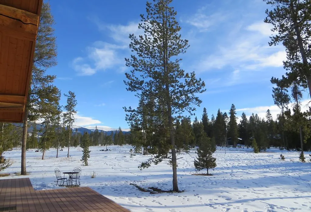 Wild Horse Inn-1